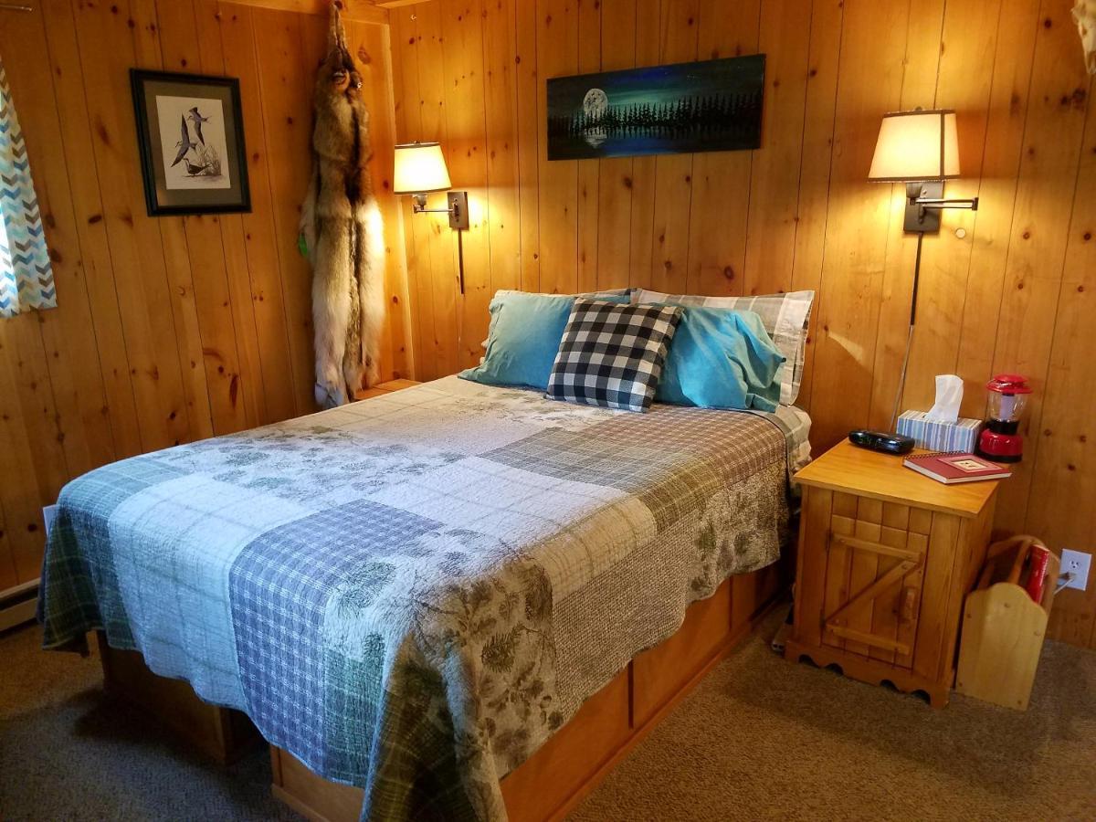 Northwoods Cottage Bed And Breakfast Fairbanks Exterior photo